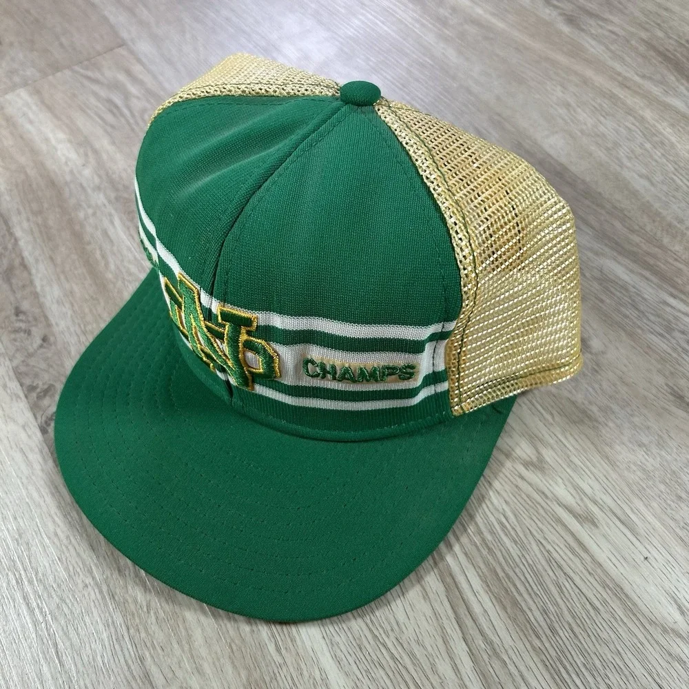 VTG Notre Dame Fighting Irish Snapback Hat College Green Trucker Cap Made in USA